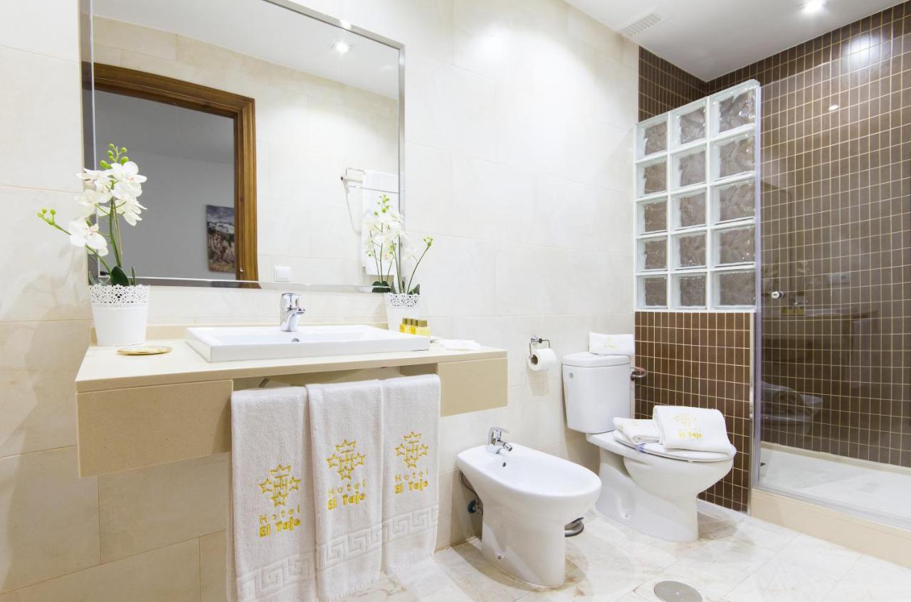 Apartamentos El Tajo & Spa Ronda Luaran gambar