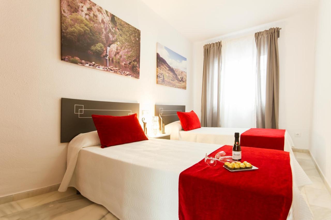 Apartamentos El Tajo & Spa Ronda Luaran gambar